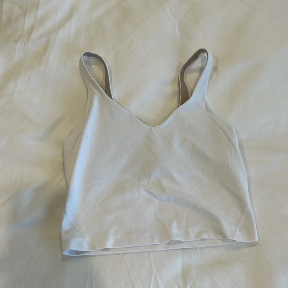 Lululemon Tank - Picture 1 of 3
